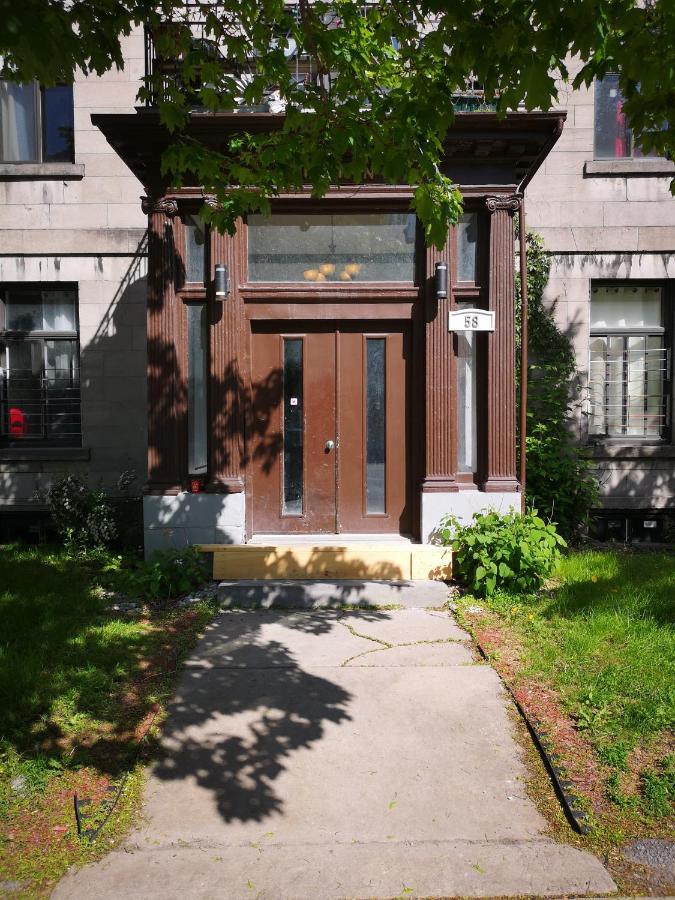 Room With King Bed In Shared 3 Bedroom Downtown Montréal Exterior foto